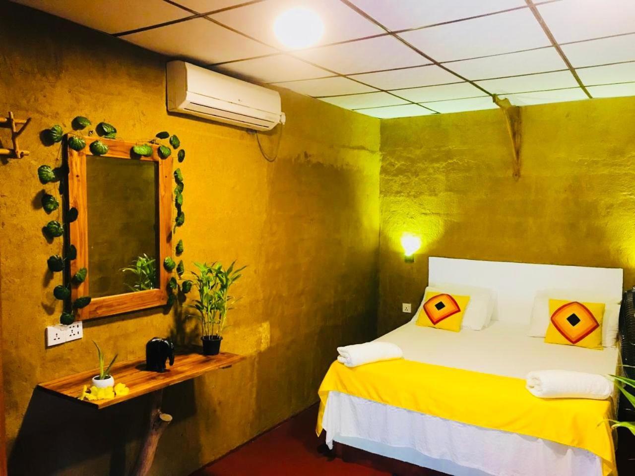 Nature Lovers Safari & Villa Udawalawe Ngoại thất bức ảnh